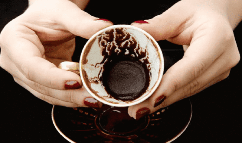 Гадания на кофе: Что может рассказать о человеке чашка кофе? 